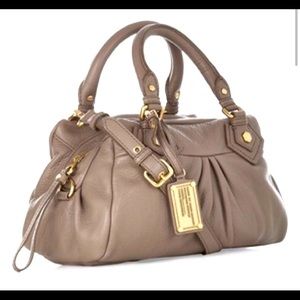 Marc Jacobs satchel crossbody in great condition